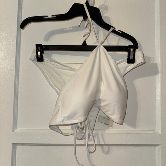 Fabletics Cutout One-Piece white Swimsuit NWT 1x - Picture 6 of 10